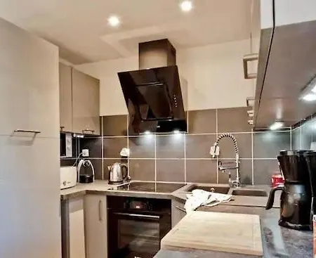 In/out Apartment